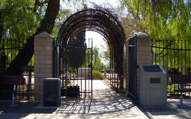 yorba cemetery gate 2007